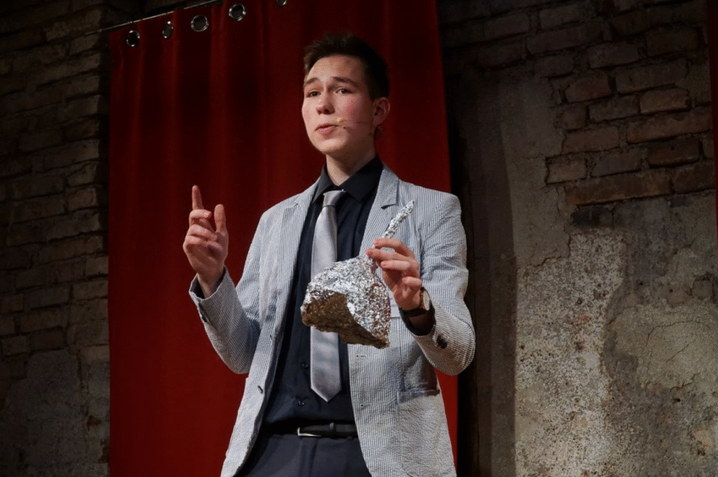 Hämmastav kaarditrikk